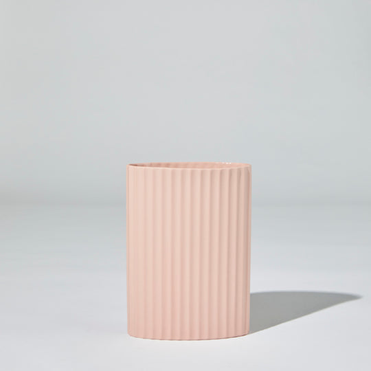 Ripple Vase Medium / Icy Pink